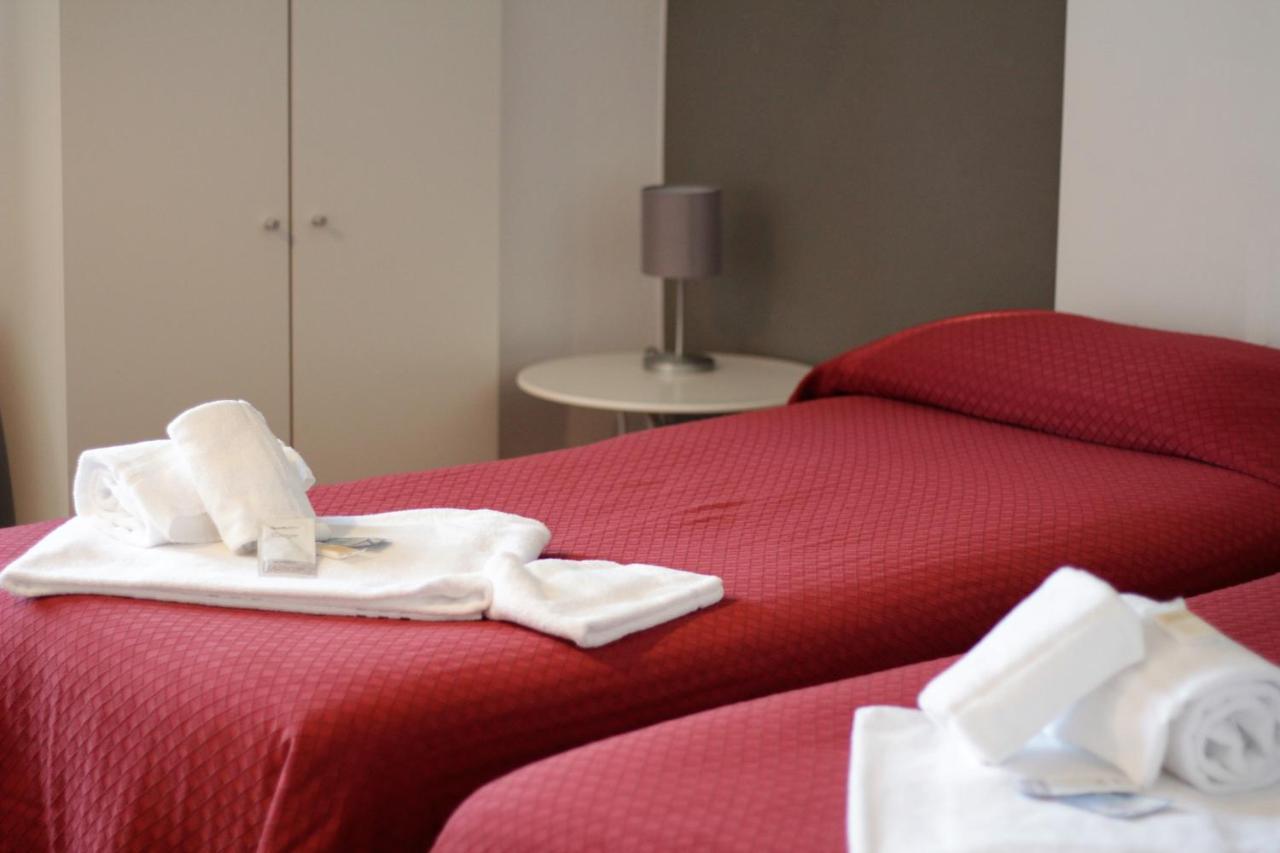Hotel Piccola Firenze فيرينزولا المظهر الخارجي الصورة
