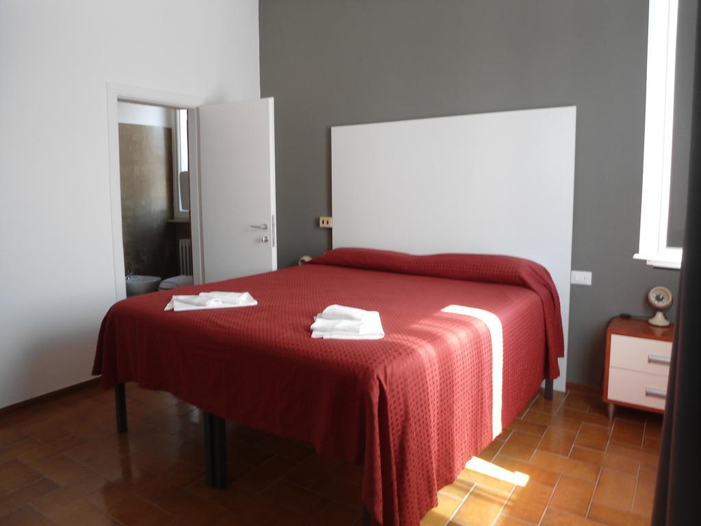 Hotel Piccola Firenze فيرينزولا الغرفة الصورة