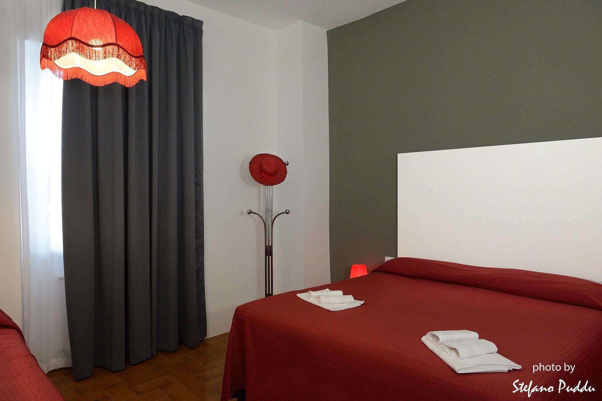 Hotel Piccola Firenze فيرينزولا المظهر الخارجي الصورة